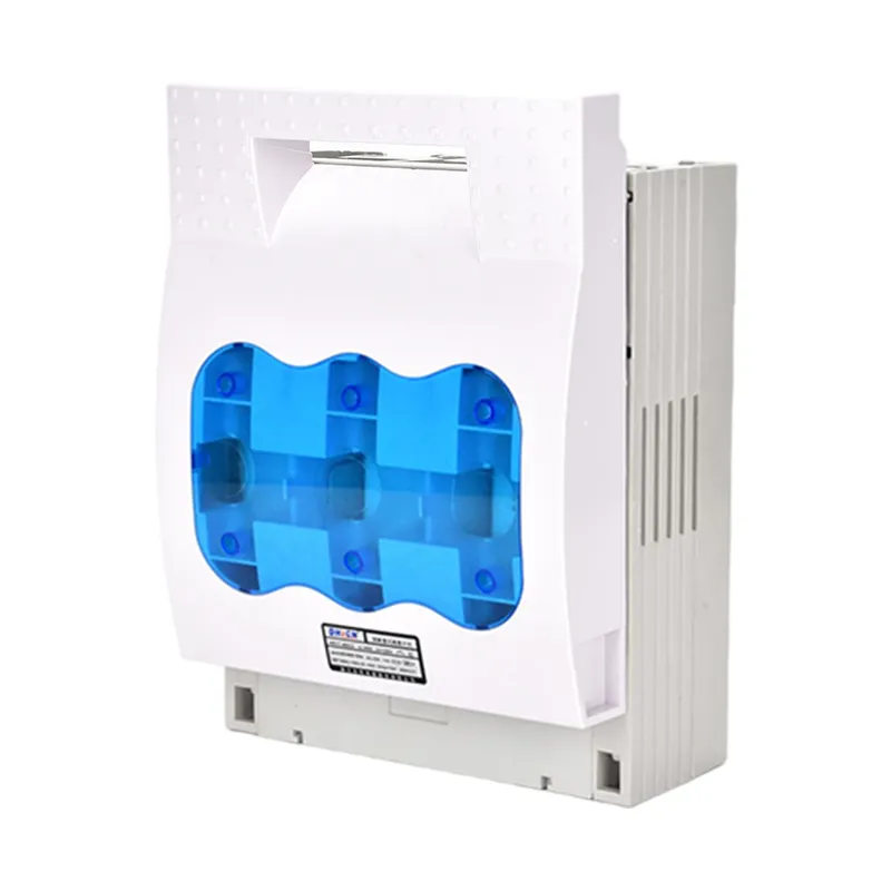 100а 3-полни изолатор са осигурачем